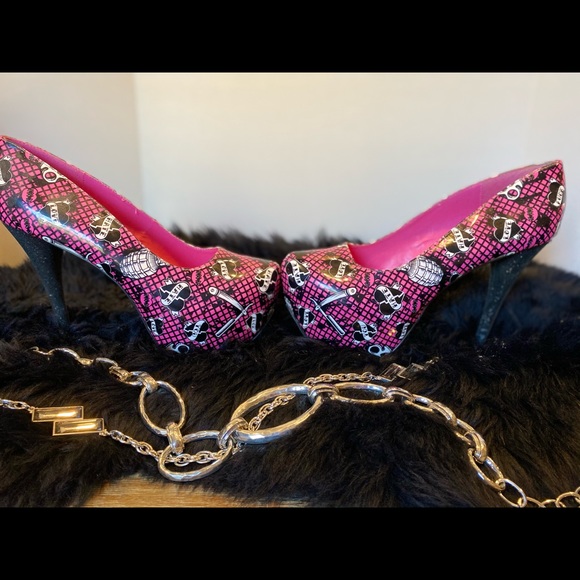 NWOT TOO FAST SHOW BOW HEEL - Picture 8 of 11